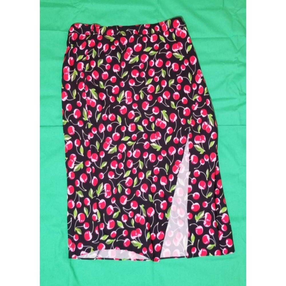 Venus Womens L Black Front Slit Maxi Skirt Pencil Red Cherries Retro City NWT